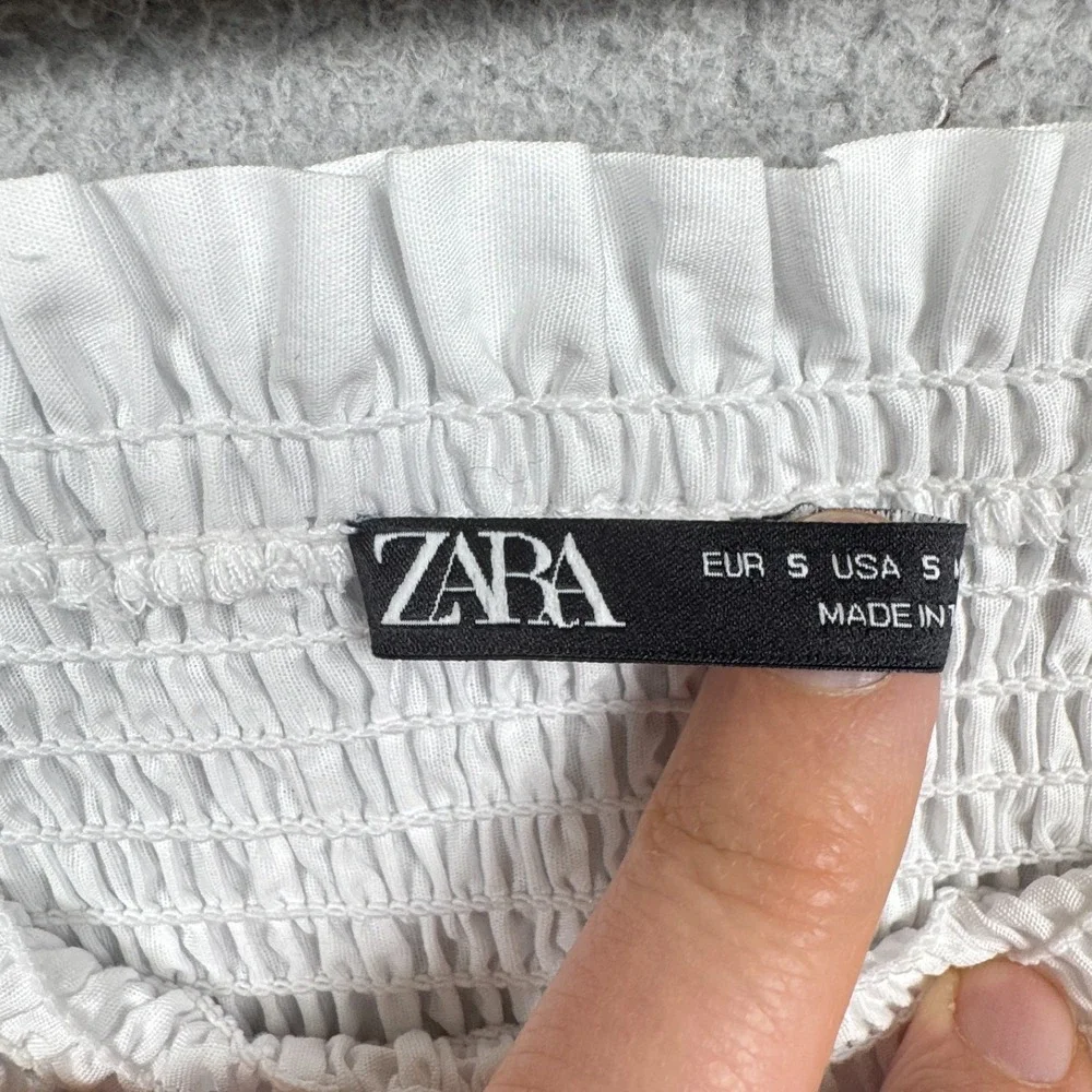 Zara Top‎ Womens S White Smocked Romantic Feminine Milkmaid Preppy Clean Girl